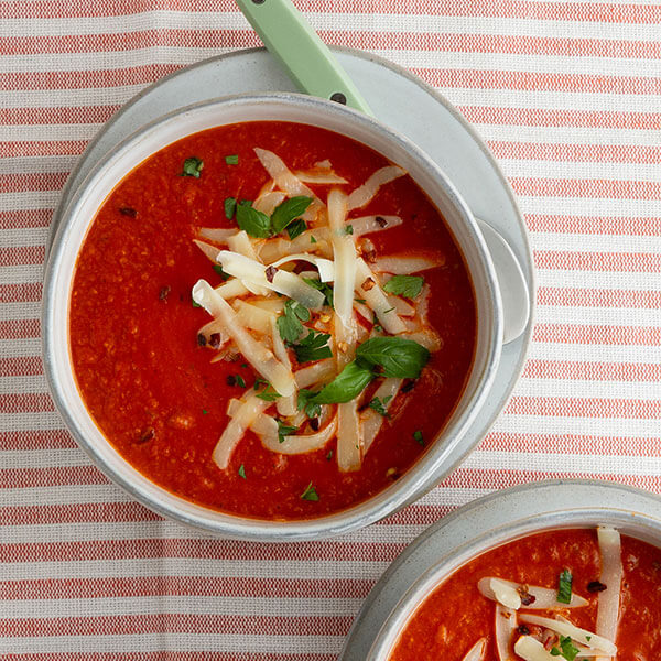 Slow Cooker Cheesy Tomato Soup