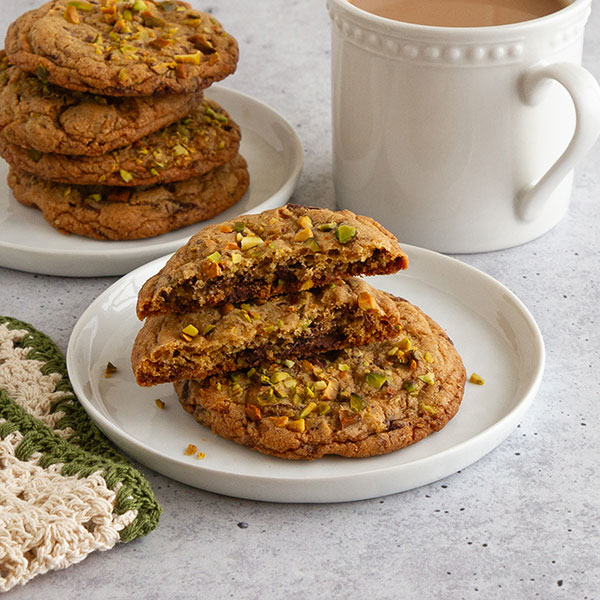 Pistachio Chocolate Chunk Cookies