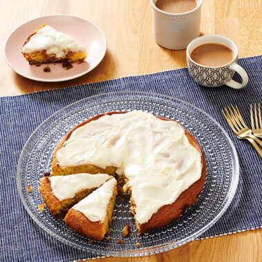 Cinnamon Roll Snacking Cake