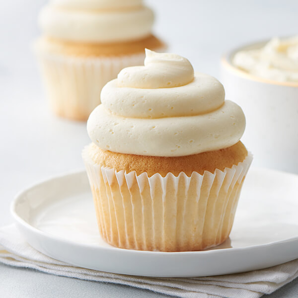 Quick and Almost-Professional Buttercream Icing Recipe