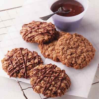 Drizzled Oatmeal Cookies