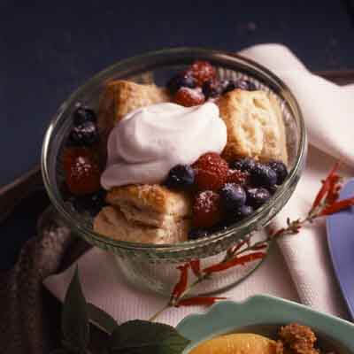 Lemon-Nutmeg Shortcakes with Berries Image 