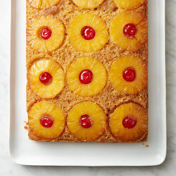 Pineapple Dump Cake Recipe with Applesauce