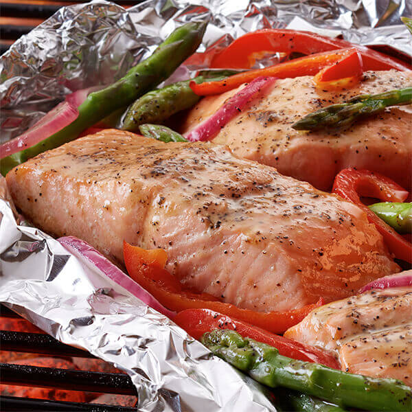 Grilled Salmon & Asparagus Packets