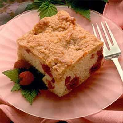 Raspberry Streusel Coffee Cake