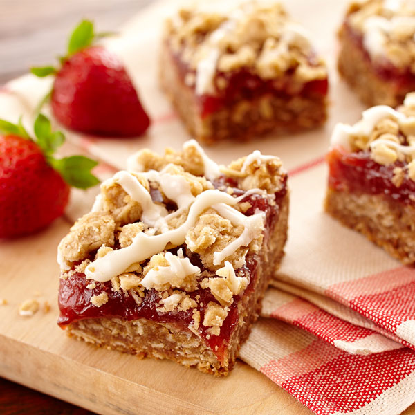 Strawberry Rhubarb Dessert Bars