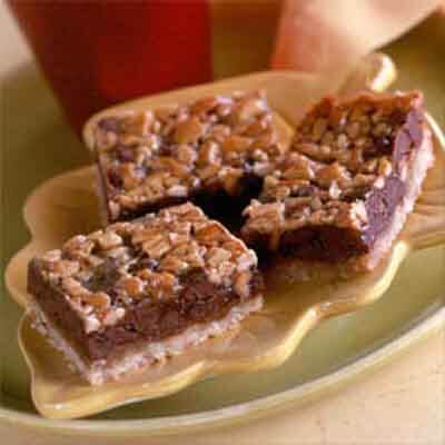 Gooey Chocolate Cashew Bars