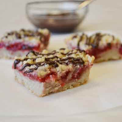 Chocolate-Drizzled Cherry Bars