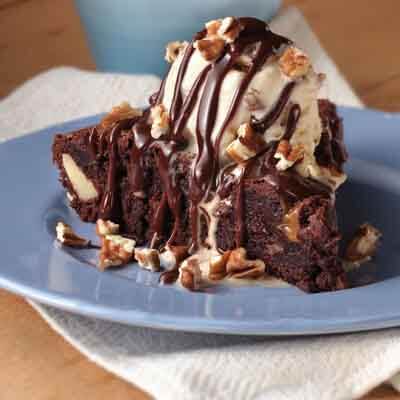 Fudgy Turtle Brownie Pie