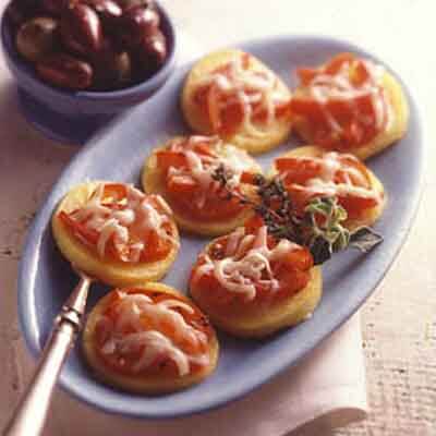 Red Pepper Polenta Crostini