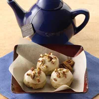 Maple Pecan Teacakes