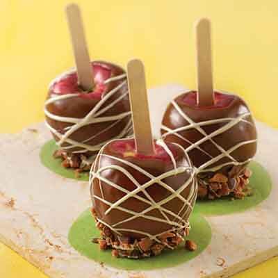 Candy Bar Caramel Apples