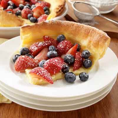 Berry Puffy Pancake