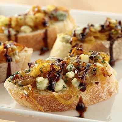 Balsamic Glazed Onion Crostini