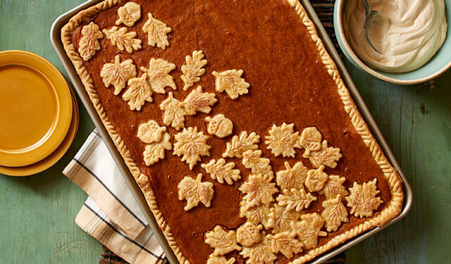 Pumpkin Sheet Pan Pie