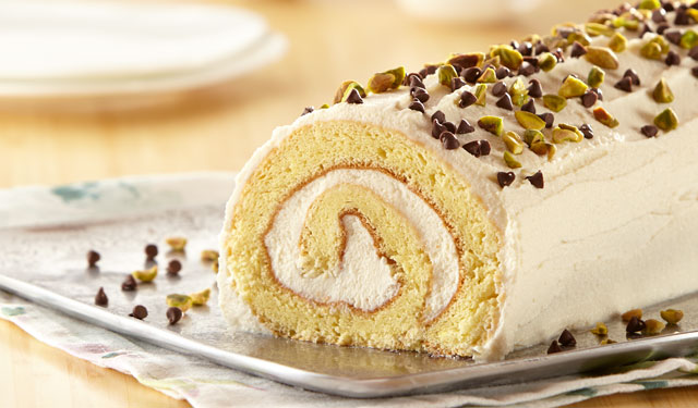 Cannoli Cake