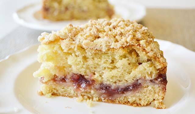 Cranberry Sour Cream Crumble