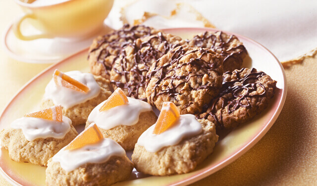 Peanut Butter, Oatmeal & Cherry Cookies