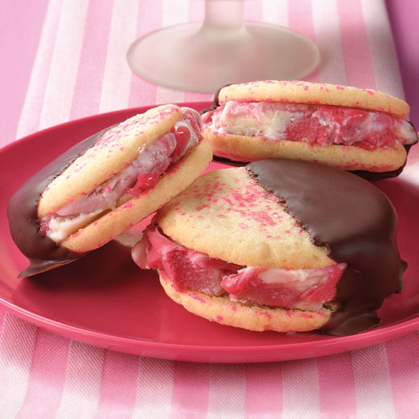 Raspberry Frozen Yogurt Sandwiches