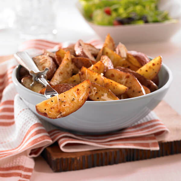 Garlic Roasted Potato Wedges